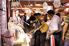 彩翼家纺店面展示