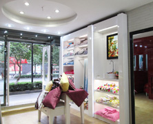 海聆梦店面展示