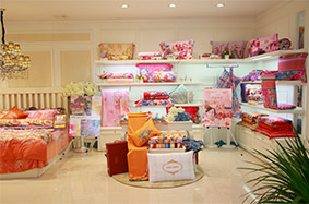 皇储家纺店面展示